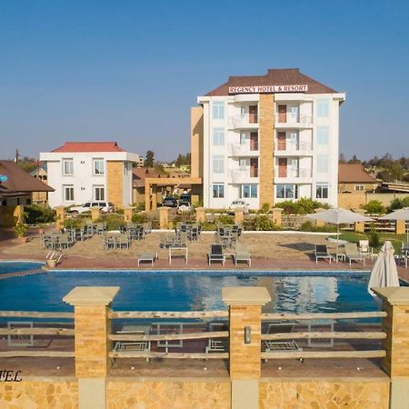 Regency Resort Singida Bagian luar foto