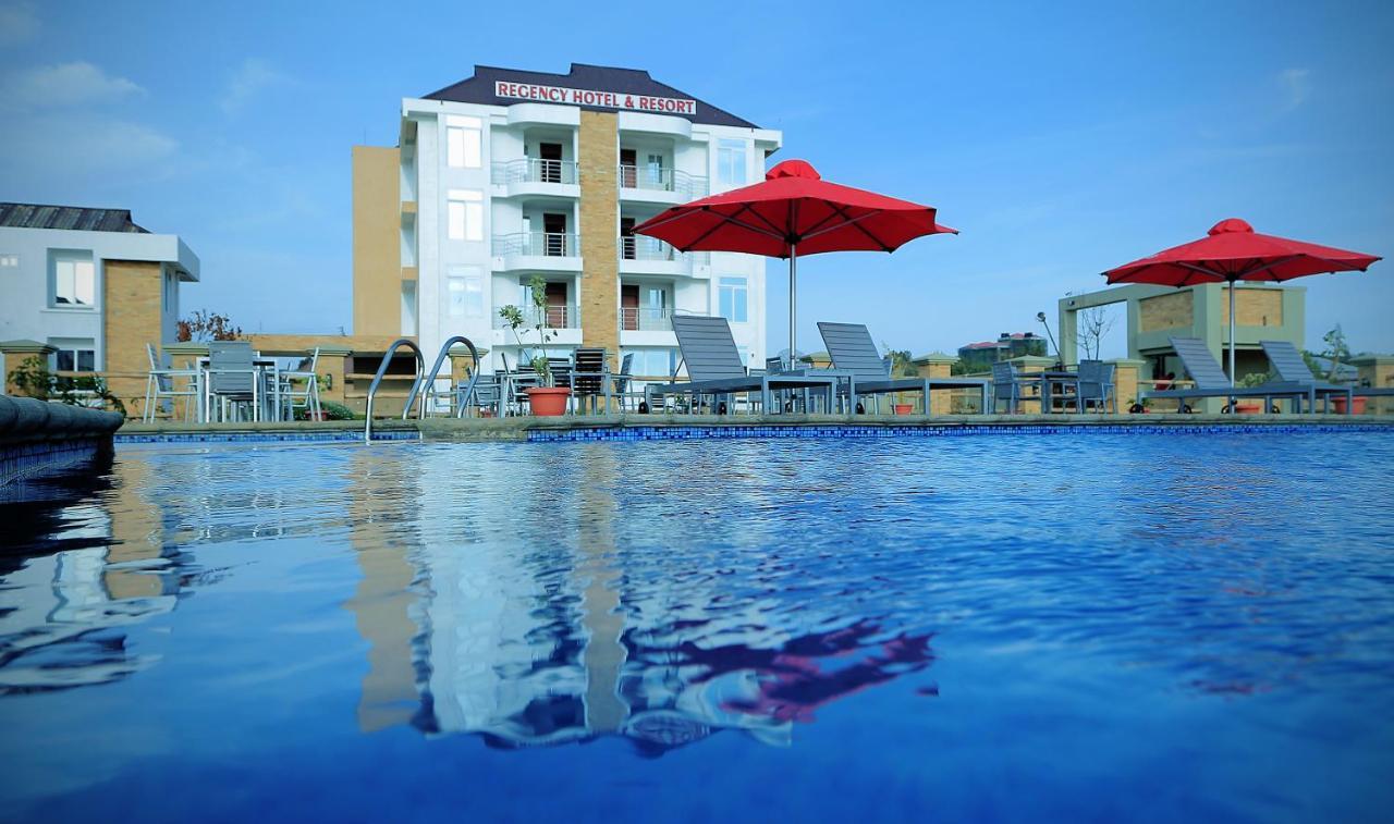 Regency Resort Singida Bagian luar foto
