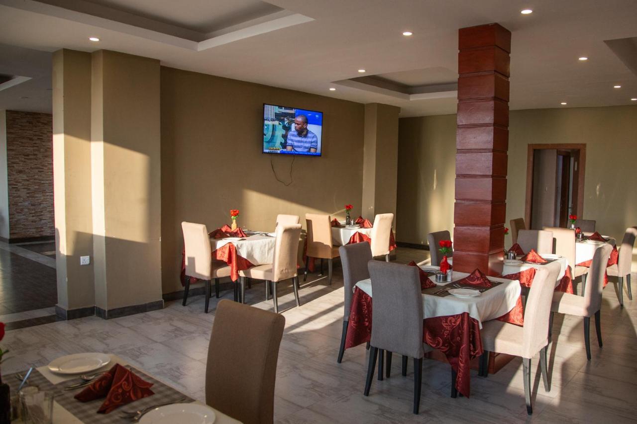 Regency Resort Singida Bagian luar foto