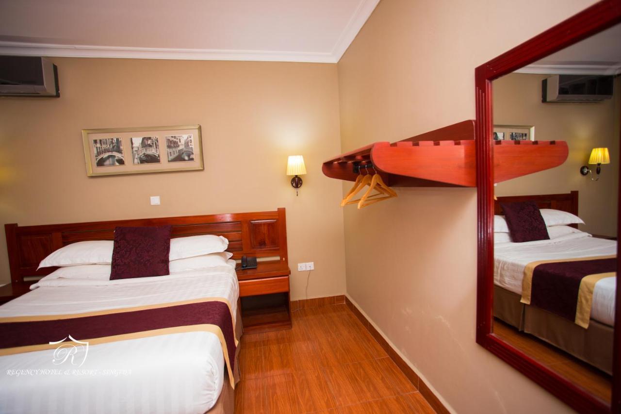 Regency Resort Singida Bagian luar foto
