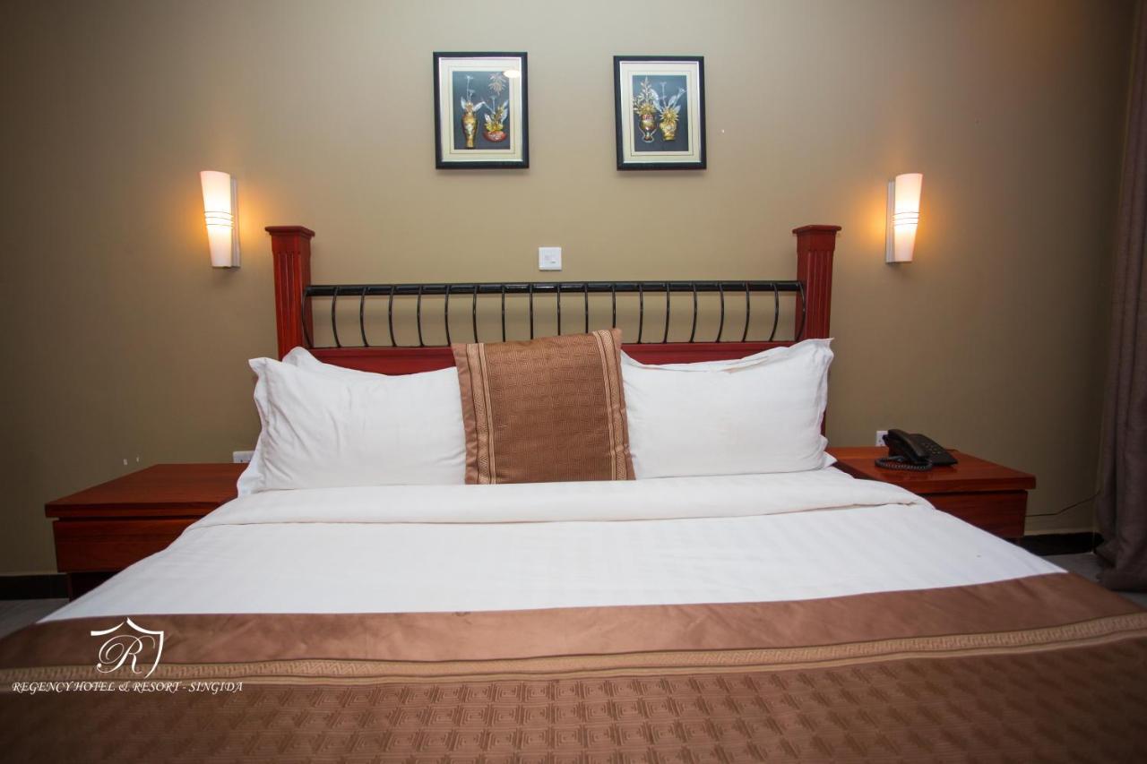 Regency Resort Singida Bagian luar foto